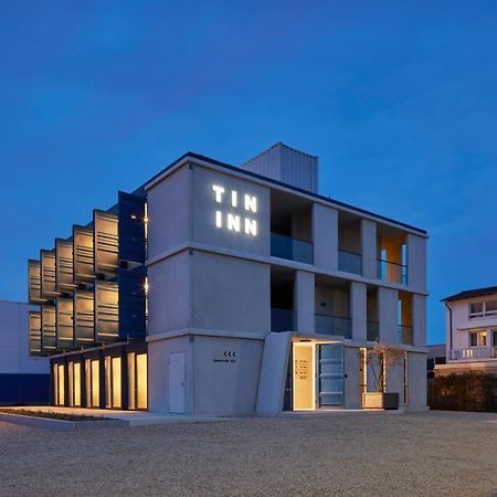 Tin Inn - Erkelenz - Das Hotel Aus Hochwertig Ausgebauten Ueberseecontainern מראה חיצוני תמונה